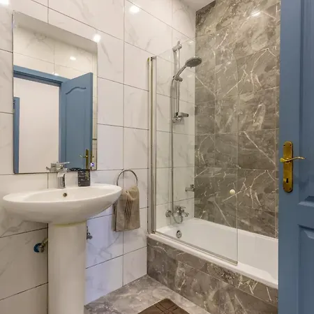 2-bedroom In Msida, Easy Access To Valletta Lejlighed *