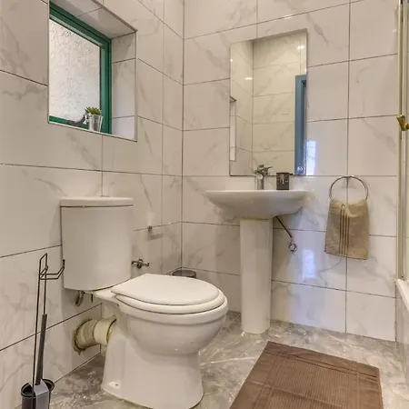 2-bedroom In Msida, Easy Access To Valletta Lejlighed *